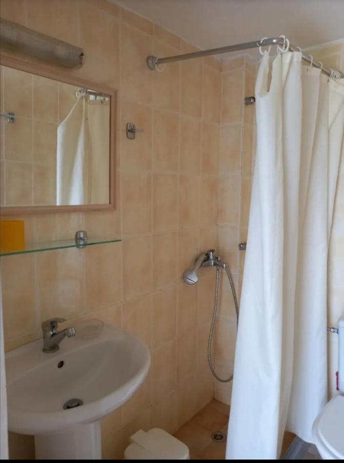 Áyios Nikítas Argo Rooms מראה חיצוני תמונה