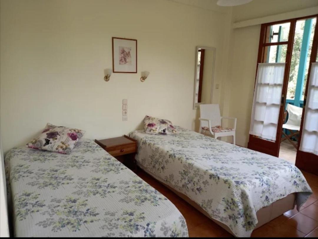 Áyios Nikítas Argo Rooms מראה חיצוני תמונה